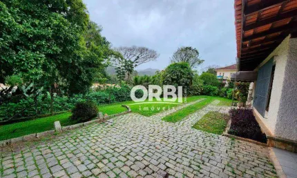 Casa com 3 dormitórios à venda, 297 m² por r$ 1.250.000,00 - bela vista - gaspar/sc