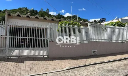 Casa com 3 quartos à venda no Progresso, Blumenau 