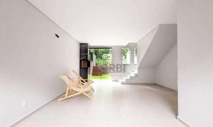 Sobrado com 3 dormitórios à venda, 138 m² por R$ 760.000,00 - Água Verde - Blumenau/SC