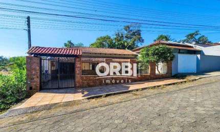Casa com 4 dormitórios à venda, 203 m² por R$ 800.000,00 - Passo Manso - Blumenau/SC