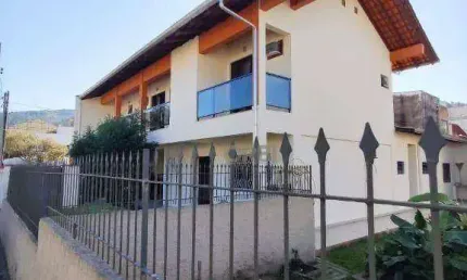 Casa com 5 quartos à venda no Garcia, Blumenau 