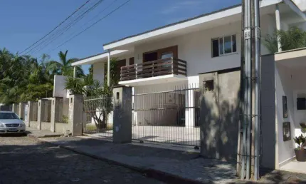 Casa com 4 dormitórios à venda, 836 m² por r$ 2.700.000,00 - jardim blumenau - blumenau/sc