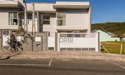 Sobrado com 3 dormitórios à venda, 140 m² por r$ 685.000,00 - bela vista - gaspar/sc
