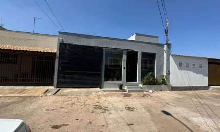 Casa para Venda em Brasília, Ceilândia Sul (Ceilândia), 3 dormitórios, 3 suítes, 1 banheiro, 1 vaga