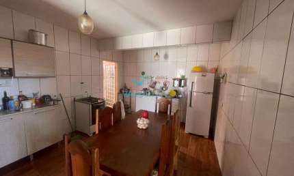 Casa para Venda em Brasília, Ceilândia Sul (Ceilândia), 7 dormitórios, 2 suítes, 6 banheiros, 6 vagas