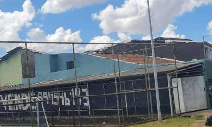 Casa para Venda em Brasília, Taguatinga Norte (Taguatinga), 4 dormitórios, 3 banheiros, 5 vagas