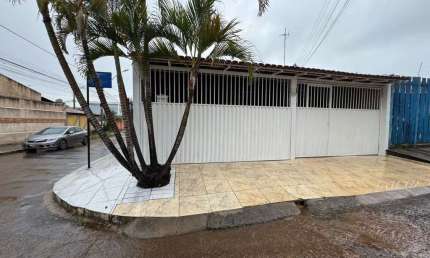 Casa para Venda em RA XII Samambaia, Samambaia Norte (Samambaia), 3 dormitórios, 1 banheiro, 4 vagas