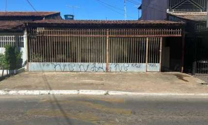 Casa para Venda em Brasília, Ceilândia Sul (Ceilândia), 3 dormitórios, 1 banheiro, 2 vagas