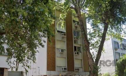 Vende-se amplo apartamento 2 dorm, vaga coberta, predio c/ elevador - 62m² - Rio Branco