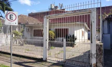 Casa com 3 quartos à venda na Rua Vicente Failace, 492, Tristeza, Porto Alegre