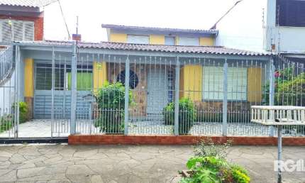 Casa com 3 quartos à venda na Rua Engenheiro Ubatuba de Faria, 429, Sarandi, Porto Alegre