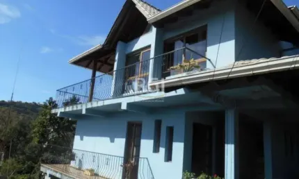 Casa para venda - 185m², 4 dormitórios, sendo 2 suites, 4 vagas - nonoai