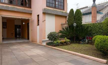 Casa com 3 quartos à venda na Rua Ivan Iglesias, 208, Jardim Itu Sabará, Porto Alegre