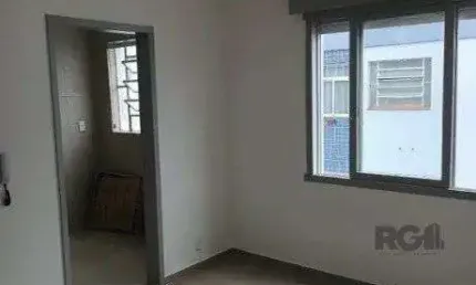 Apartamento com 1 quarto à venda na Rua Sapê, 425, Passo da Areia, Porto Alegre