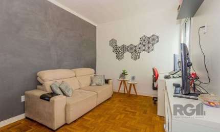 Apartamento 73m² - 2 dormitórios no Centro Histórico