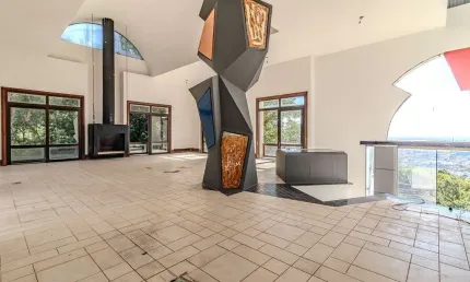 Casa para venda - 1000m², 5 dormitórios, sendo 5 suites, 8 vagas - teresópolis