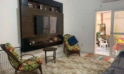 Exclusivo Apartamento Térreo com Amplo Pátio no Coração da Ciade Baixa!