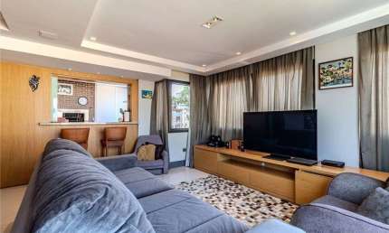 Apartamento com 3 quartos à venda na Avenida João Wallig, 801, Passo da Areia, Porto Alegre