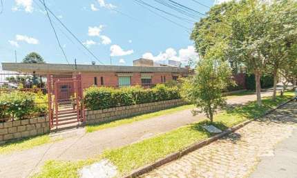 Casa com 3 quartos à venda na Rua Matias José Bins, 712, Chácara das Pedras, Porto Alegre