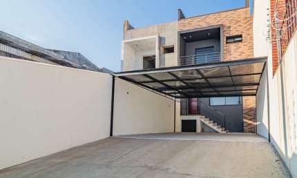 Casa com 3 quartos à venda na Rua Matias José Bins, 1223, Chácara das Pedras, Porto Alegre