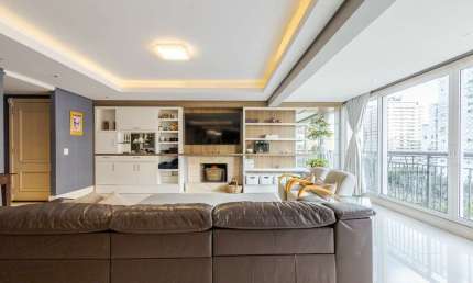 Apartamento com 3 quartos à venda na Avenida Túlio de Rose, 330, Jardim Europa, Porto Alegre