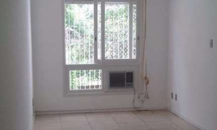 Apartamento para Venda - 72m², 2 dormitórios, 1 vaga - Petrópolis