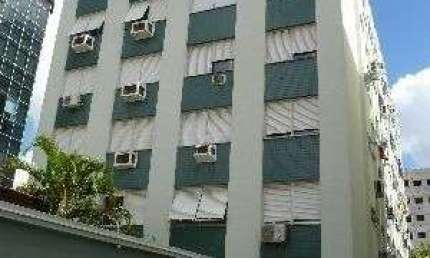 Ótimo apartamento à venda na Cidade Baixa, localizado na Rua Baronesa Do Gravataí.