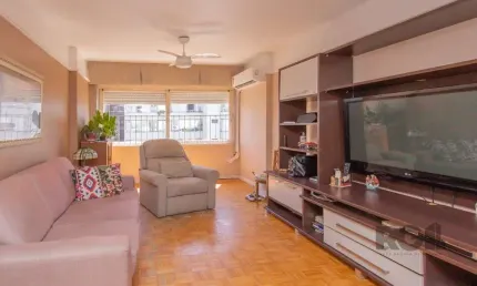 Apartamento de 3 quartos, sacada, dependência de empregada e 1 vaga de garagem