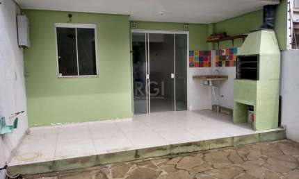 Casa linda com vista para o Rio com 3 pavimentos  com duas suíte