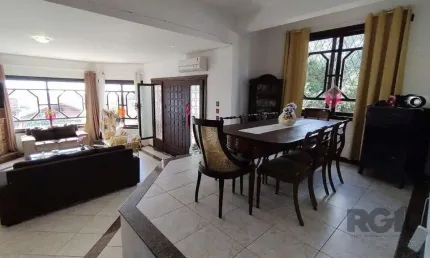 Sobrado, 5 quartos, 2 suites, pátio, 3 vagas - bairro vila nova