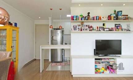 Apartamento para Venda - 67.3m², 3 dormitórios, sendo 1 suites, 1 vaga - Humaitá