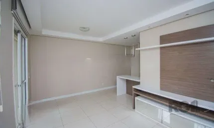 Apartamento com 3 dormitórios, 1 vaga escriturada e pátio privativo no bairro humaitá