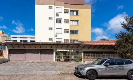 Apartamento de 64,04m², com  2 quartos, com vaga de garagem coberta e escriturada, esquina com a av. wenceslau escobar.