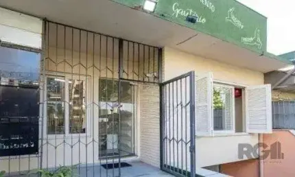 Casa no bairro petrópolis de 3 dormitórios e 2 vagas