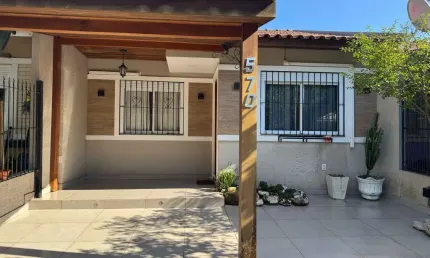 Casa com 2 quartos à venda na Rua Seno Antônio Cornely, 570, Hípica, Porto Alegre