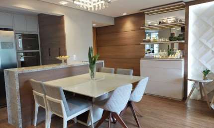 Apartamento com 3 dormitórios, sendo 1 deles suíte, com 02 vagas