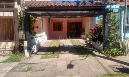 Casa, 2 dormitórios, 2 banheiros, 2 vagas de garagem, no bairro Aberta dos Morros, Porto Alegre/RS
