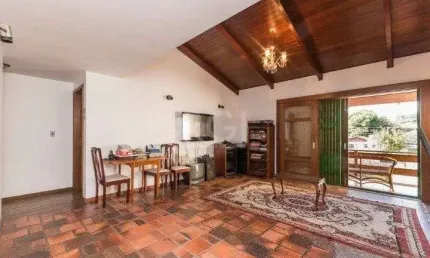 Casa para venda - 247m², 4 dormitórios, sendo 1 suites, 5 vagas - glória