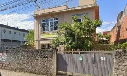 Casa com 3 quartos à venda na Avenida Berlim, 168, São Geraldo, Porto Alegre