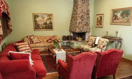 Casa à venda – 3 quartos, 1 suíte, 5 vagas – chácara das pedras
