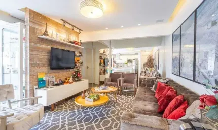 Apartamento com 3 quartos à venda na Avenida General Barreto Viana, 1065, Chácara das Pedras, Porto Alegre