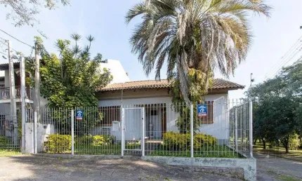 Casa com 4 quartos à venda na Avenida São Sebastião, 206, Nonoai, Porto Alegre
