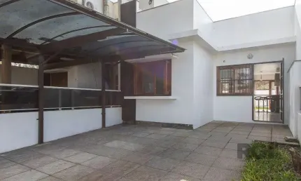 Casa com 2 quartos à venda na Rua Ernesto Porfírio dos Reis, 216, Hípica, Porto Alegre