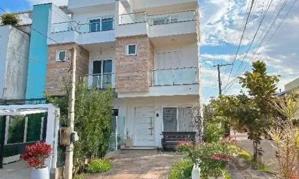 Casa para venda - 166.54m², 3 dormitórios, sendo 3 suites, 2 vagas - hípica