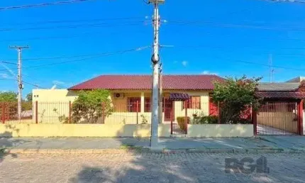 Casa com 4 quartos à venda na Rua Wenceslau Fontoura, 4798, Restinga, Porto Alegre
