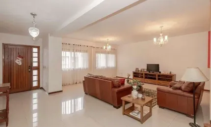 Casa com 4 quartos à venda na Rua Professora Lucy Maria Soares Santos, 118, Jardim Itu Sabará, Porto Alegre