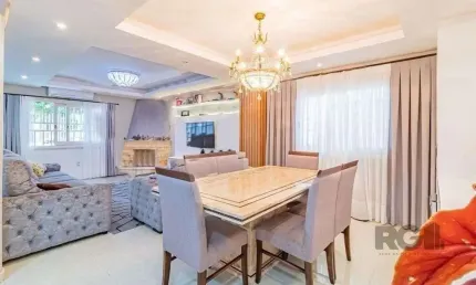 Casa com 2 quartos à venda na Rua Doutora Noemi Valle Rocha, 116, Serraria, Porto Alegre