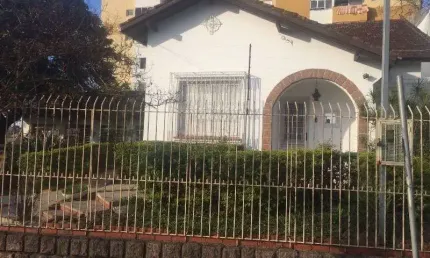 Casa para venda - 200m², 4 dormitórios, 4 vagas - glória