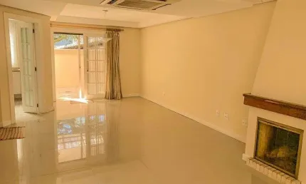 Casa em condomínio fechado com 3 quartos à venda na Rua Licínio Cardoso, 174, Chácara das Pedras, Porto Alegre