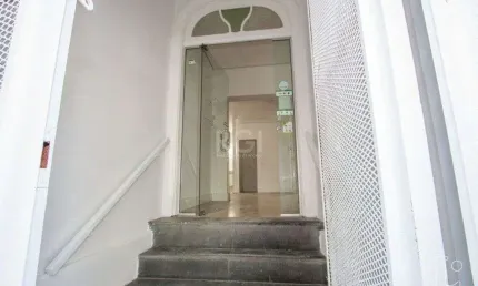 Barracão / Galpão / Depósito à venda na Rua Botafogo, 738, Menino Deus, Porto Alegre